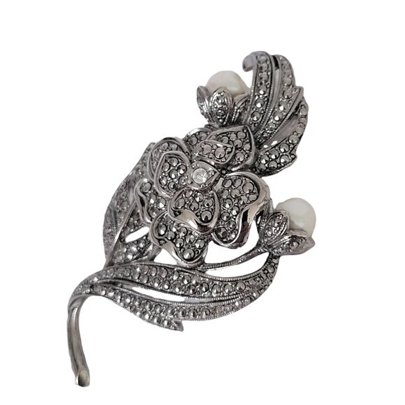 KJL Kenneth J Lane for Avon Marcasite Floral Brooch Pin With Faux Pearls Vtg - Picture 2 of 7